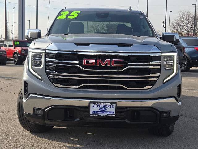 Used 2025 GMC Sierra 1500 SLT AWD/4WD image 4