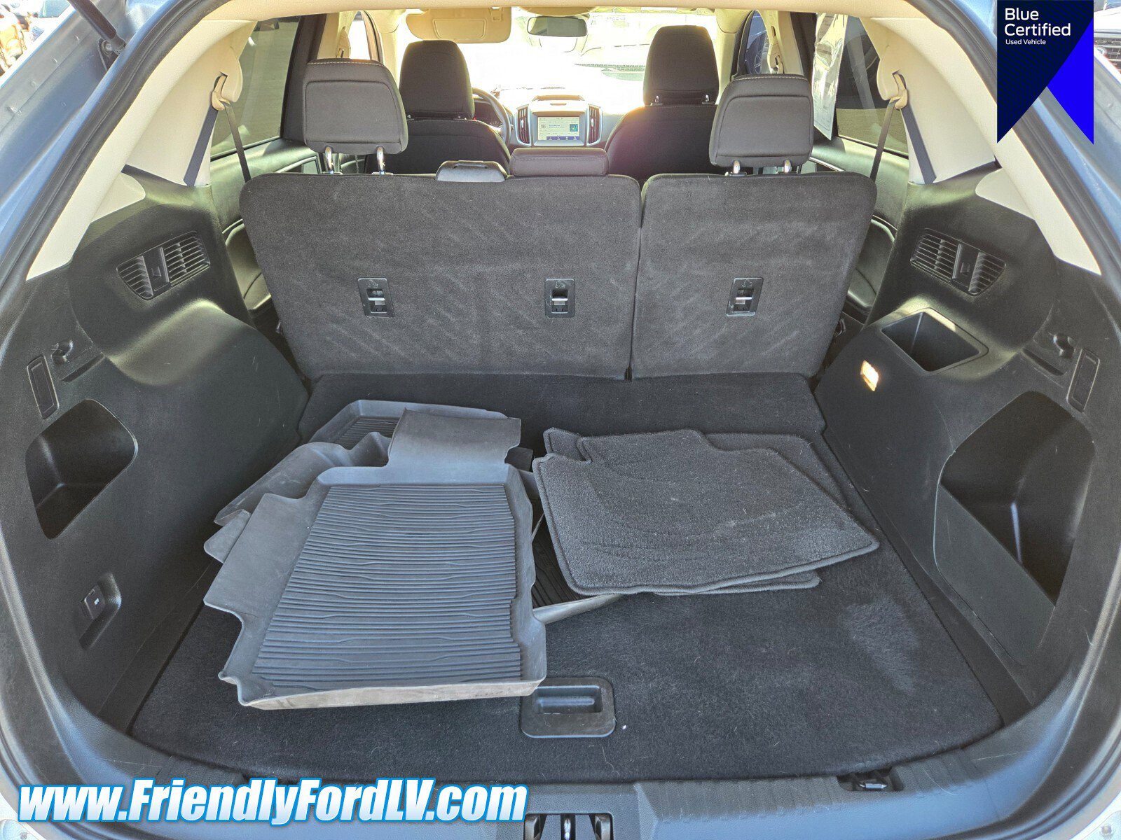 Certified 2020 Ford Edge SE image 13