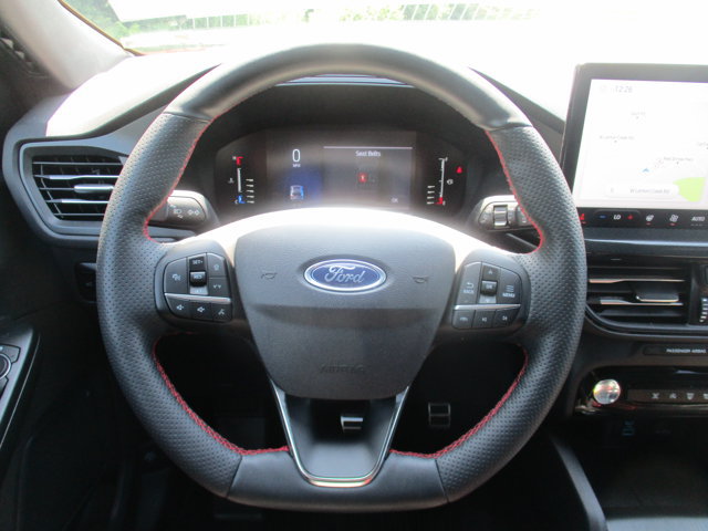Certified 2023 Ford Escape ST-Line w/ Tech Pack #1 AWD/4WD image 8