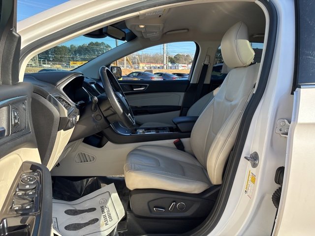 Certified 2019 Ford Edge Titanium image 12