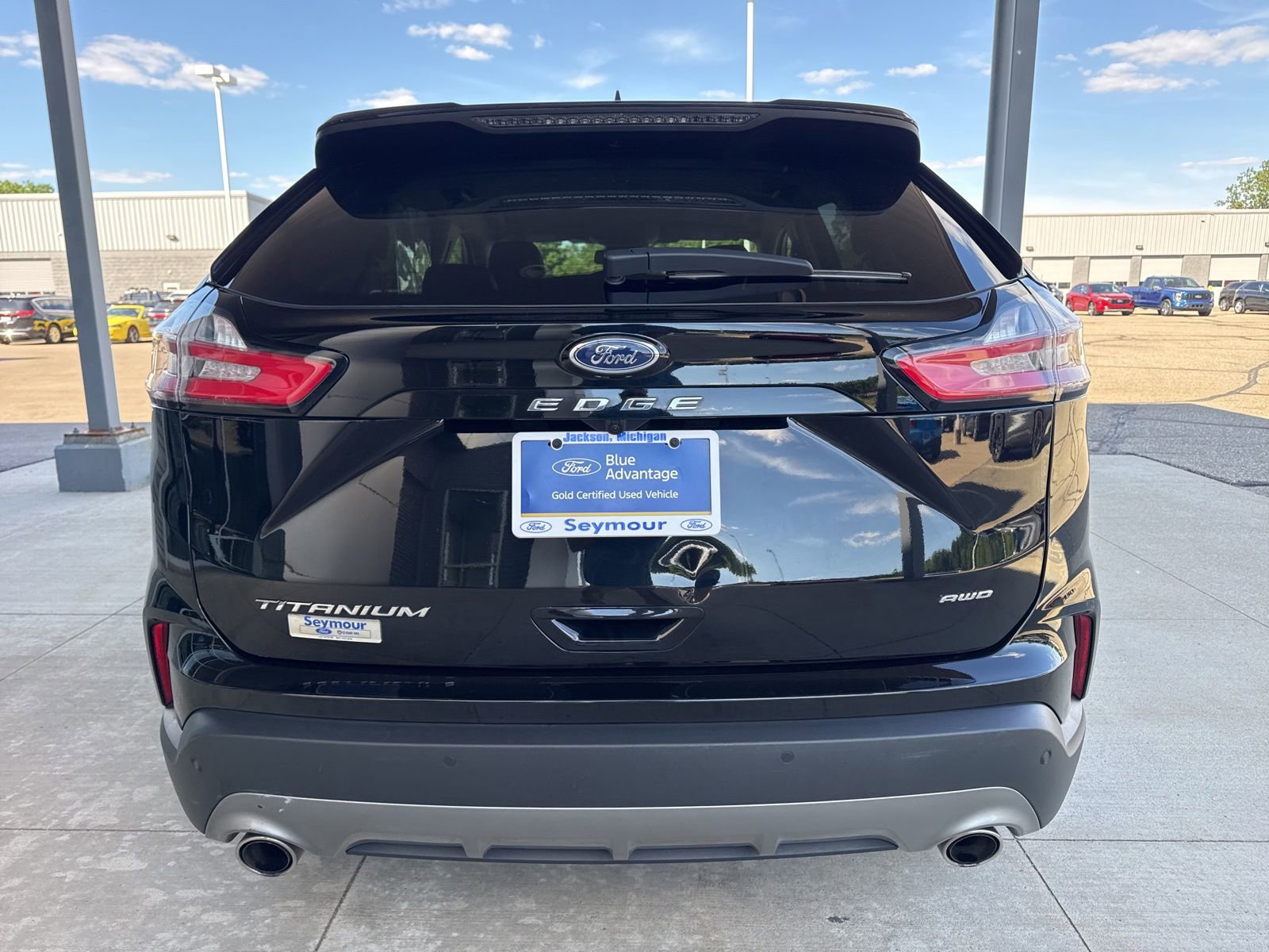 Certified 2023 Ford Edge Titanium AWD/4WD image 6