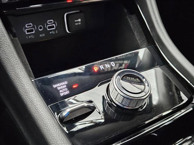 Used 2022 Jeep Grand Cherokee L Limited AWD/4WD image 15