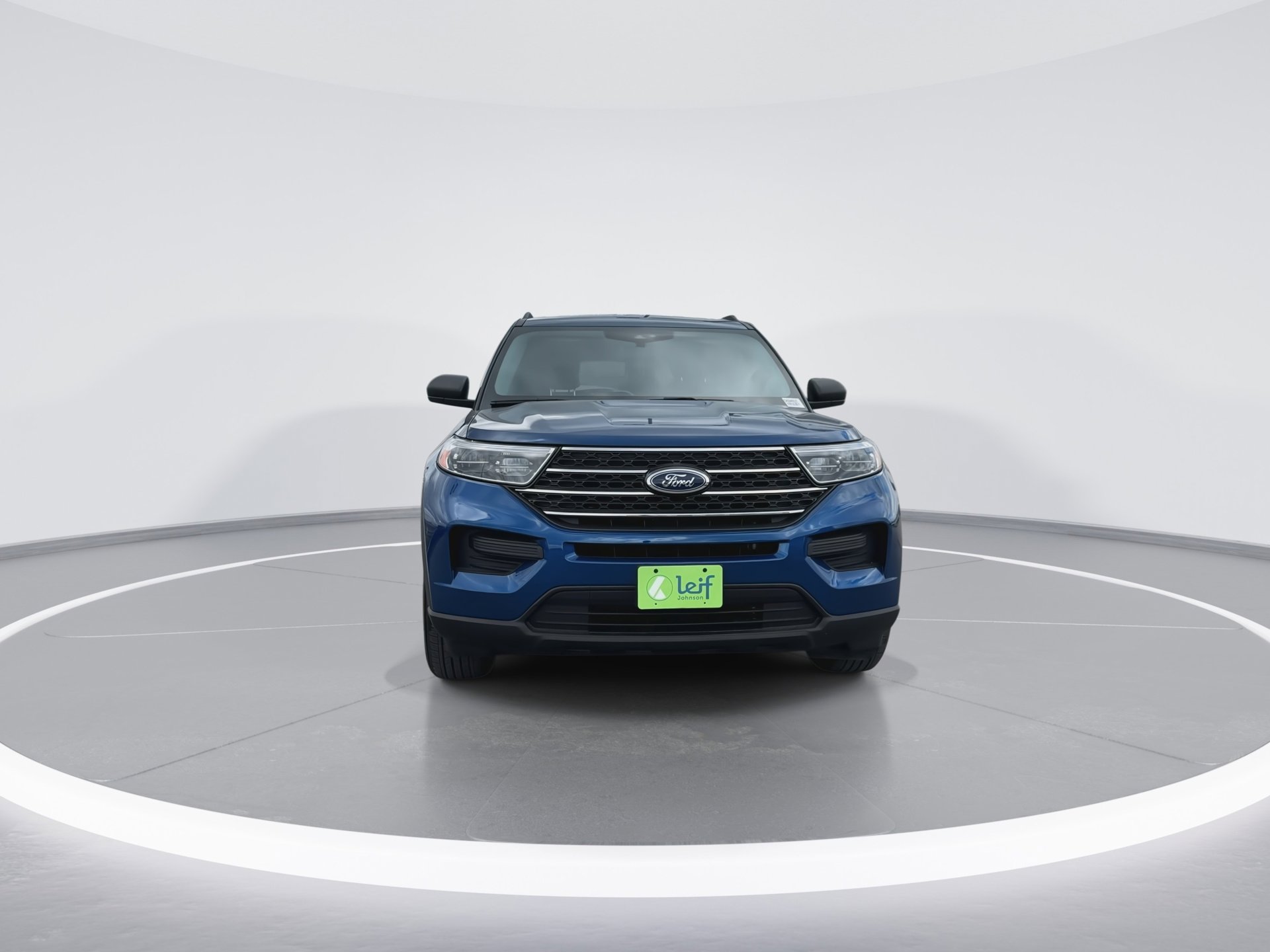 Certified 2021 Ford Explorer XLT image 3