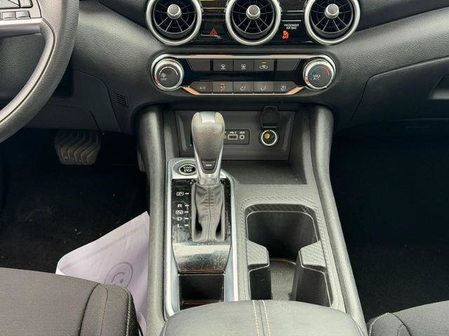 Used 2025 Nissan Sentra SV FWD image 13