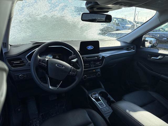 Certified 2022 Ford Escape Titanium w/ Class II Trailer Tow Package image 6