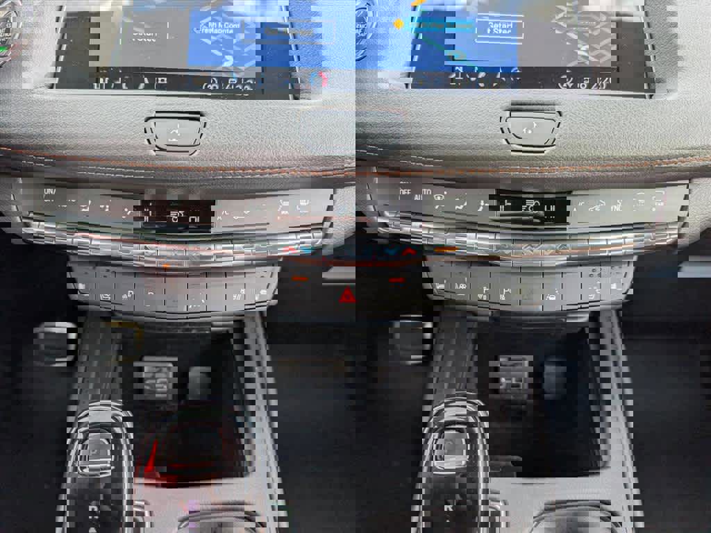 Used 2023 Cadillac XT4 Sport image 12