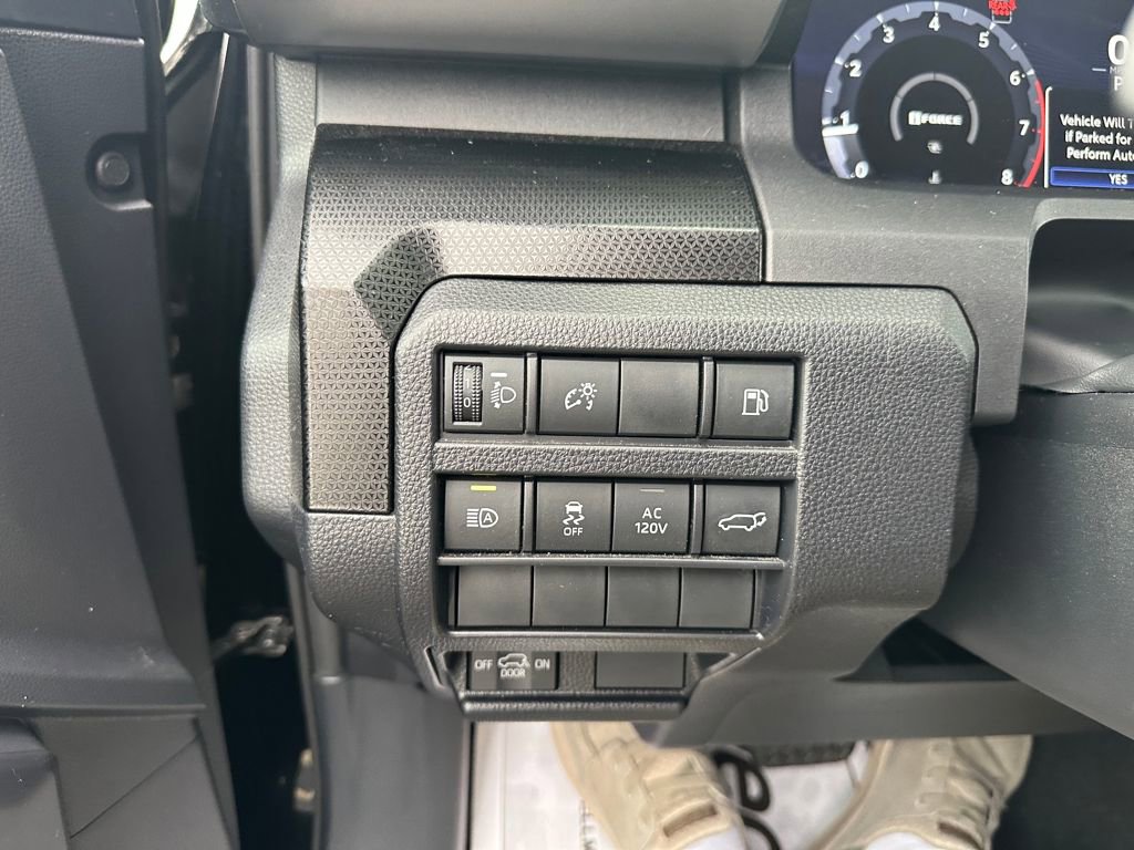 Used 2025 Toyota 4Runner Limited image 15