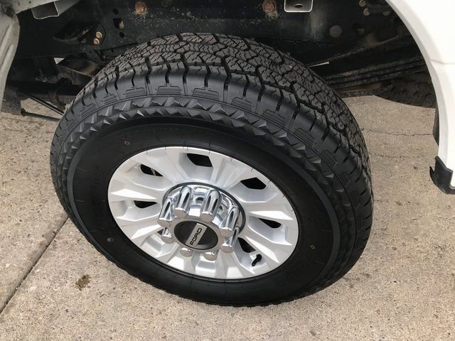 Certified 2022 Ford F350 XLT w/ XLT Value Package image 24