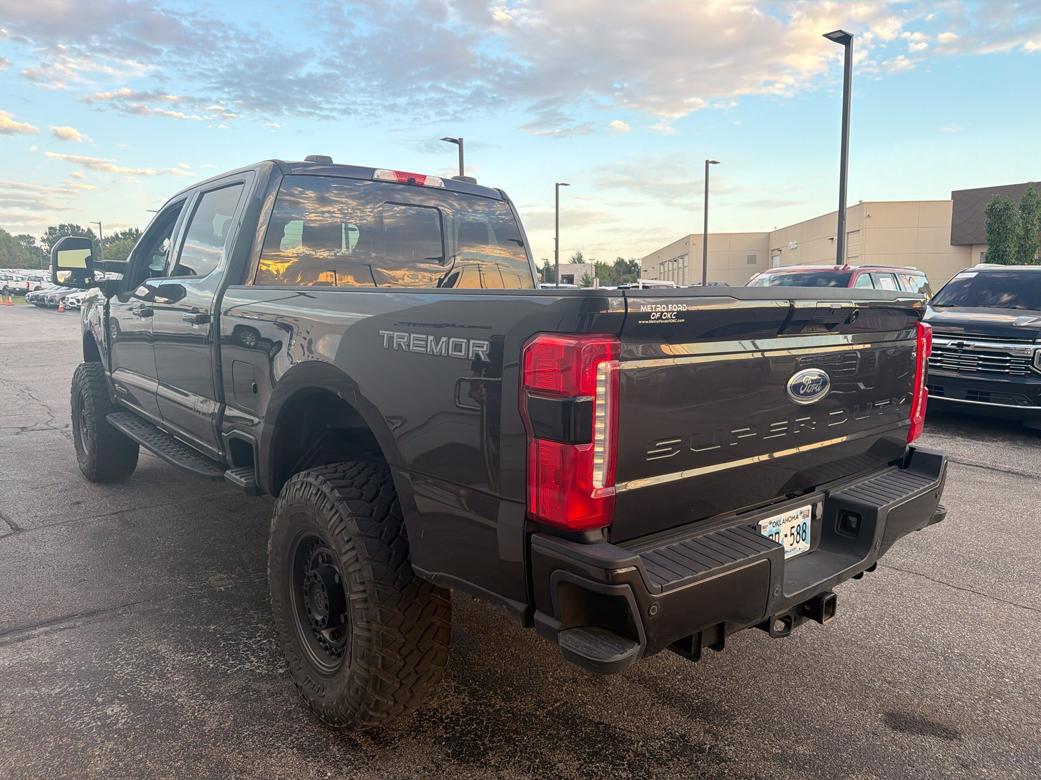 Certified 2024 Ford F250 Lariat w/ Lariat Ultimate Package AWD/4WD image 3