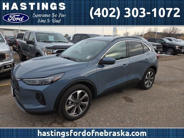 Certified 2025 Ford Escape Platinum image 6