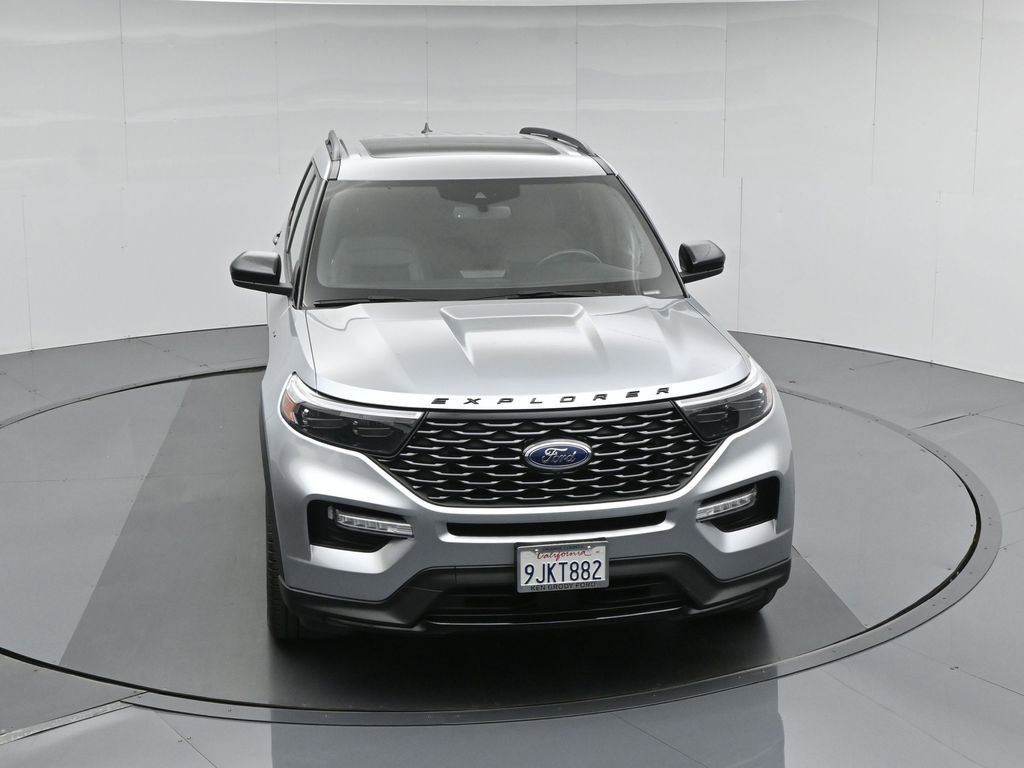 Certified 2023 Ford Explorer ST-Line w/ Class IV Trailer Tow Package RWD image 41