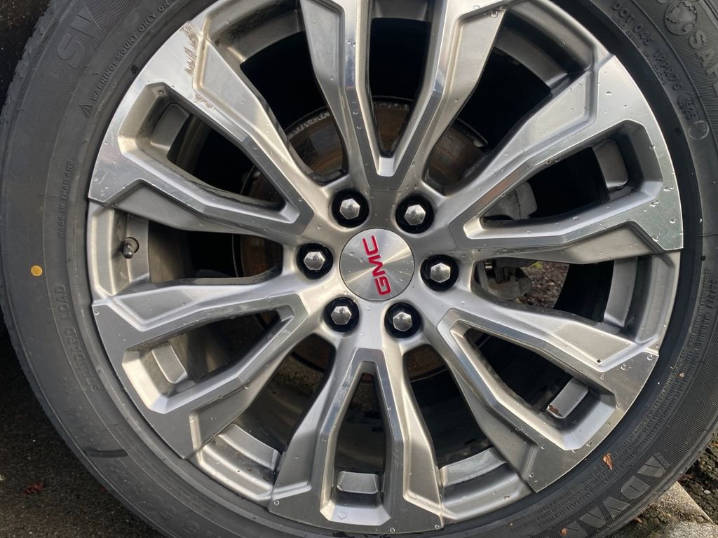 Used 2022 GMC Yukon Denali image 13