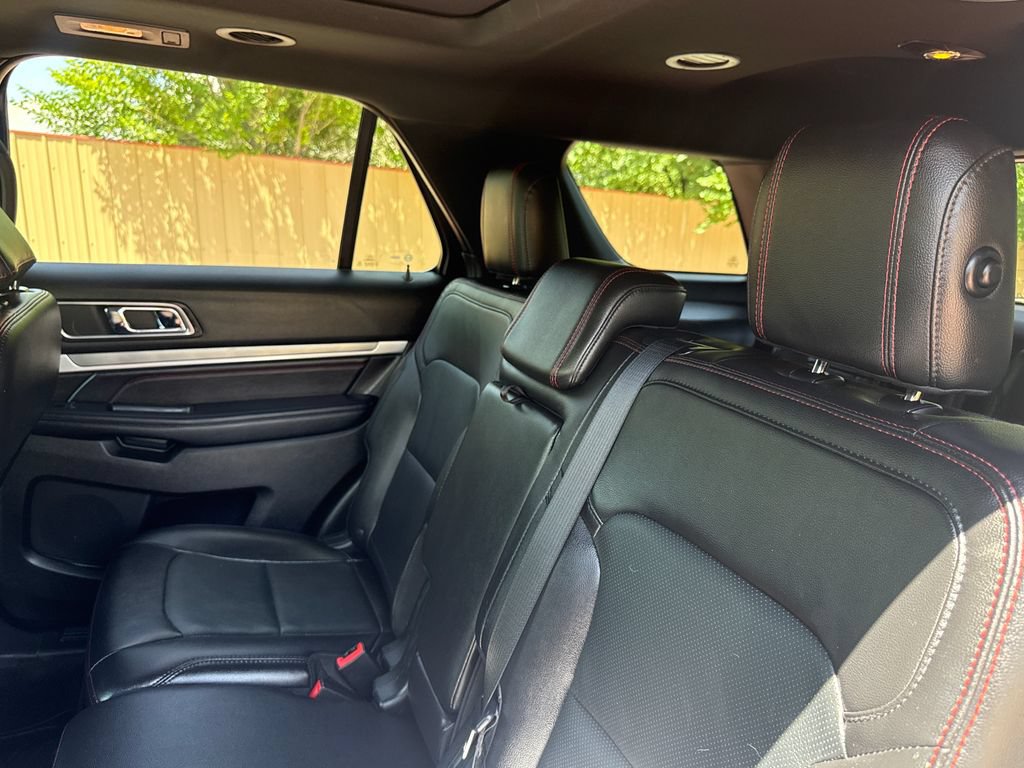 Certified 2018 Ford Explorer Sport AWD/4WD image 21