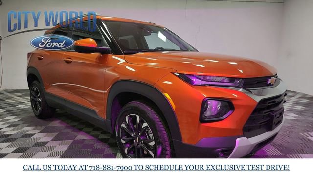 Used 2023 Chevrolet TrailBlazer LT w/ Convenience Package image 2