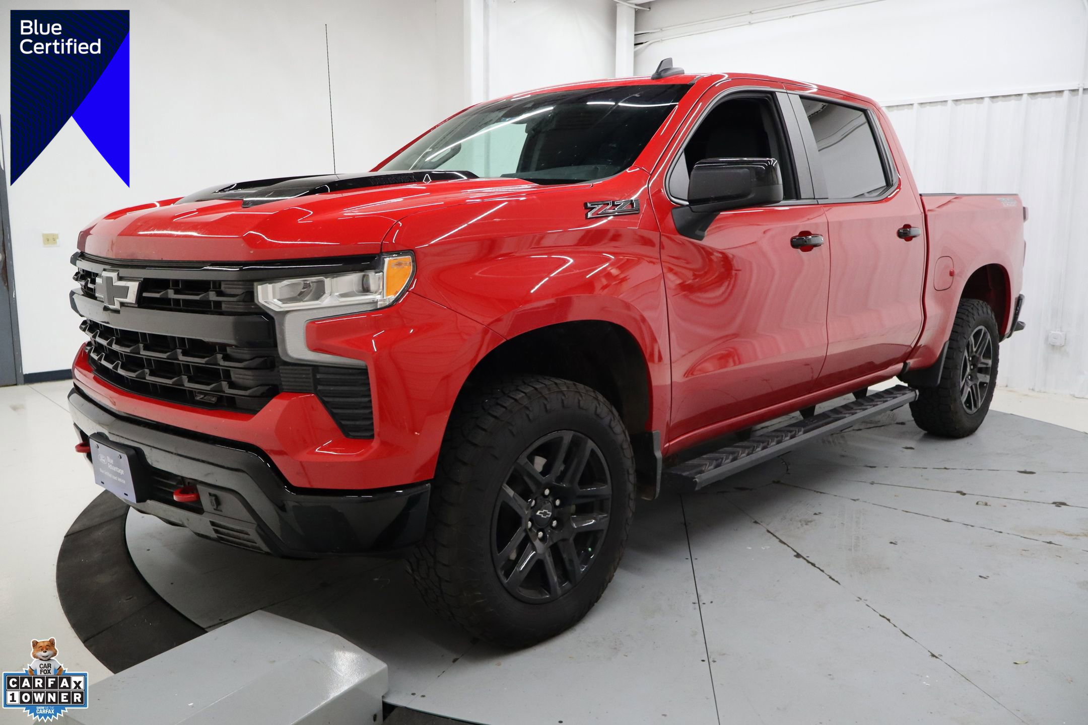 Used 2024 Chevrolet Silverado 1500 LT Trail Boss w/ Convenience Package II image 1