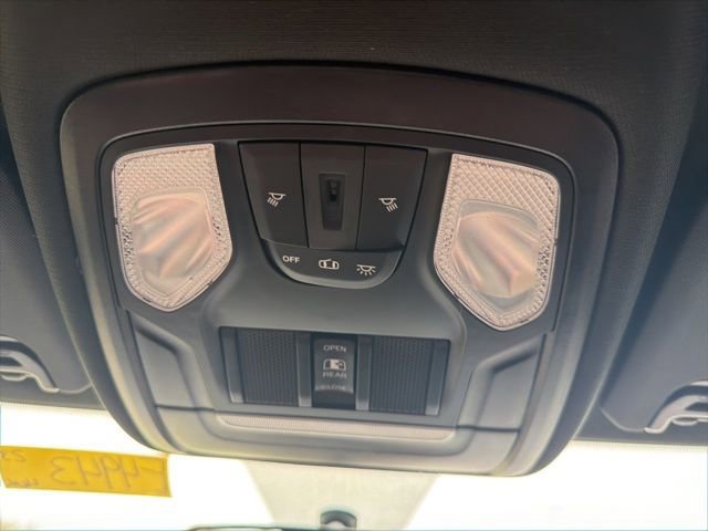 Used 2023 RAM 2500 Tradesman AWD/4WD image 37