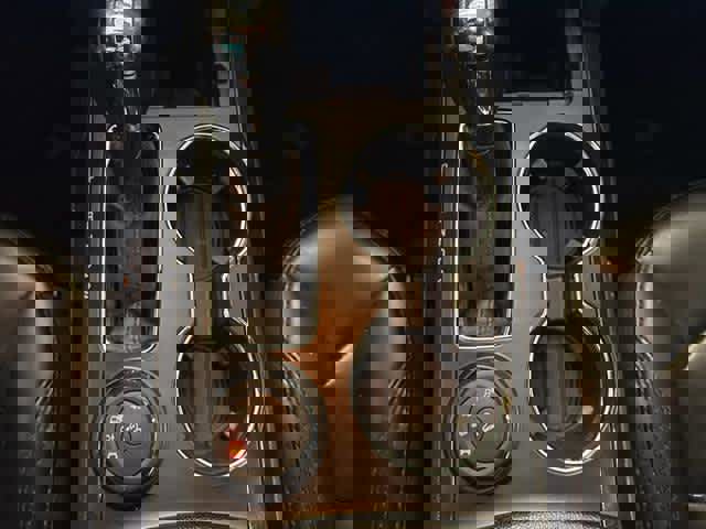 Certified 2019 Ford Explorer XLT w/ Equipment Group 202A image 25