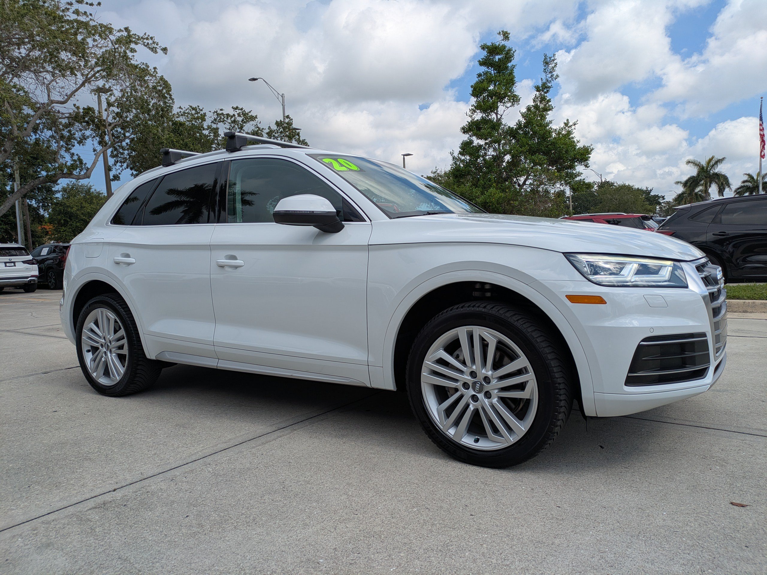 Used 2020 Audi Q5 2.0T Premium Plus w/ Premium Plus Package AWD/4WD image 2