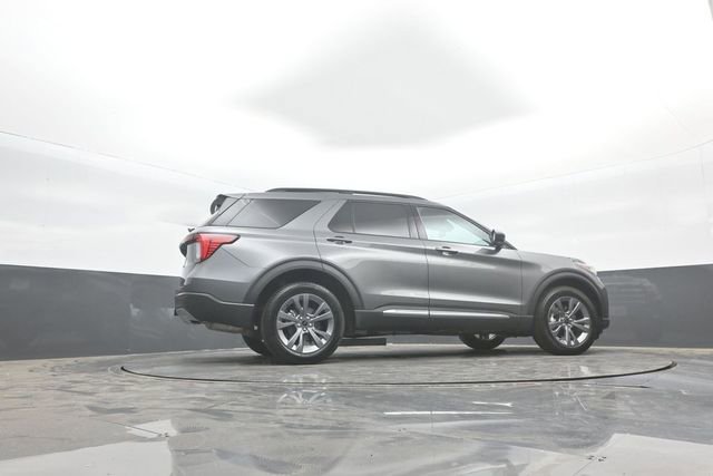 Certified 2025 Ford Explorer Active w/ Active Comfort Package AWD/4WD image 40
