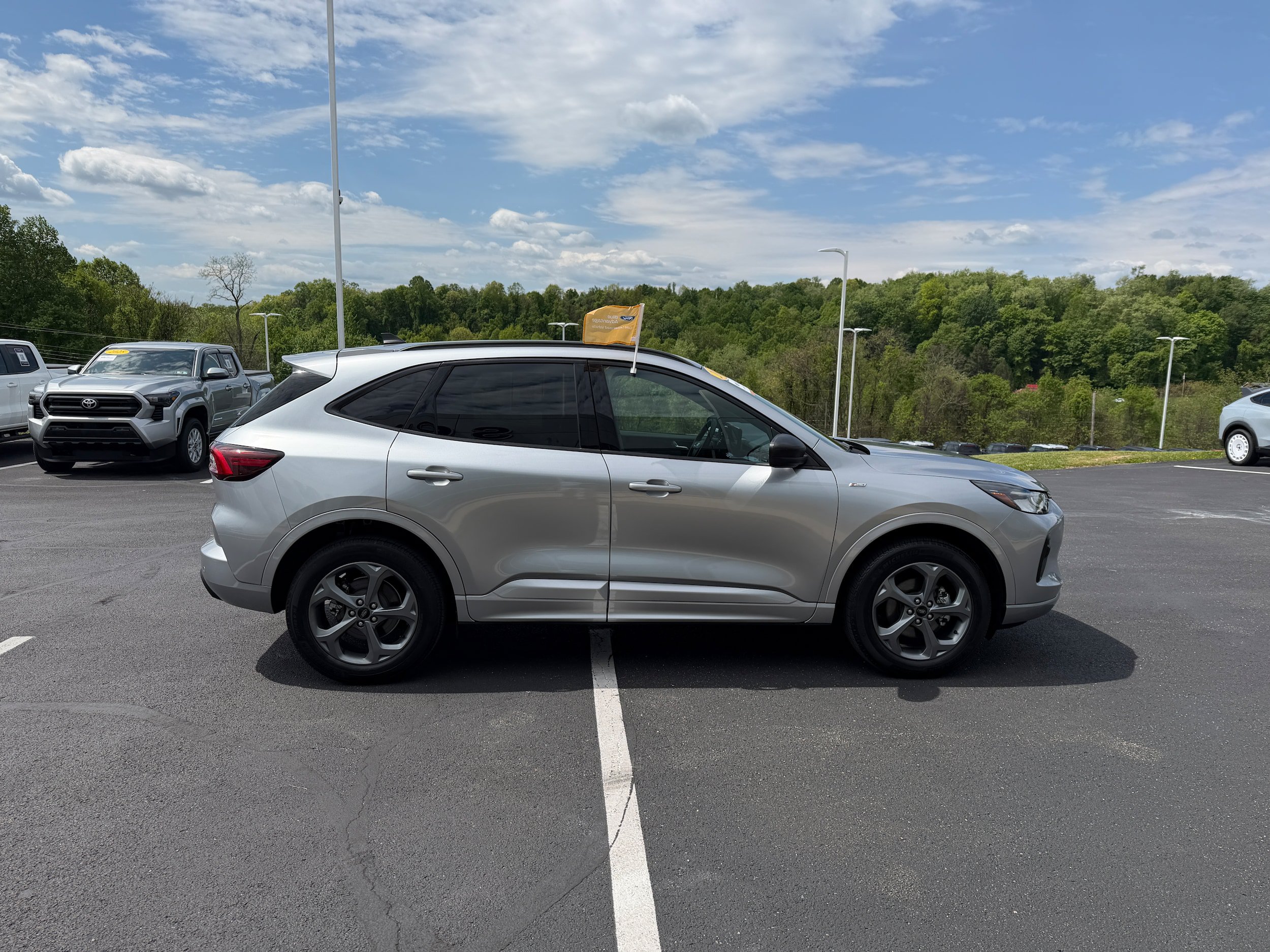 Certified 2024 Ford Escape ST-Line w/ Tech Pack #1 AWD/4WD image 4