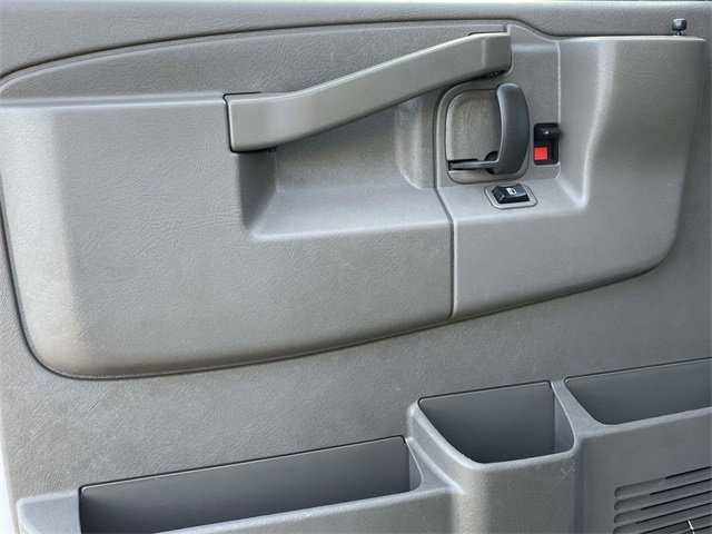 Used 2024 Chevrolet Express 2500 w/ Driver Convenience Package image 12