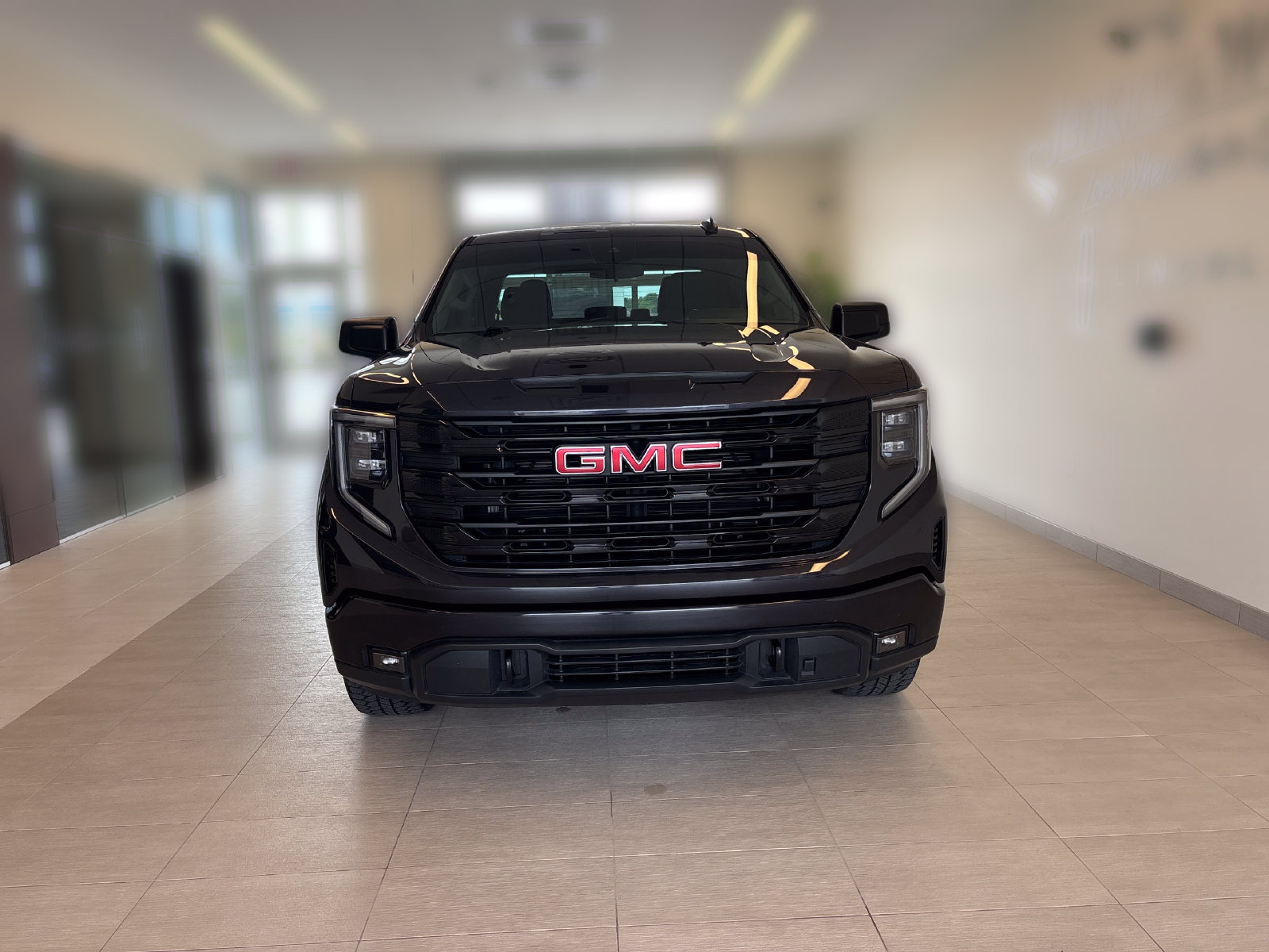 Used 2023 GMC Sierra 1500 Elevation AWD/4WD image 5