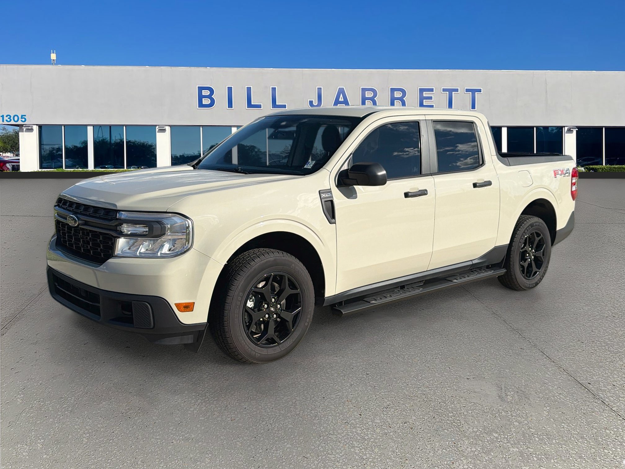 Certified 2024 Ford Maverick XLT w/ Equipment Group 300A Standard AWD/4WD image 3
