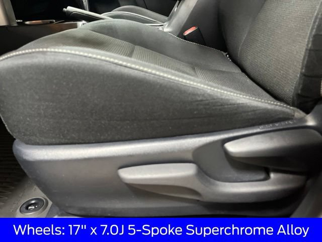 Used 2017 Toyota RAV4 XLE AWD/4WD image 26