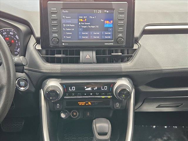 Used 2021 Toyota RAV4 XLE AWD/4WD image 14