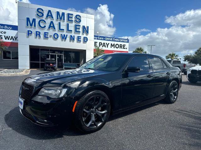 Used 2023 Chrysler 300 S RWD image 1