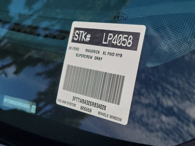 Certified 2025 Ford Maverick XL FWD image 28
