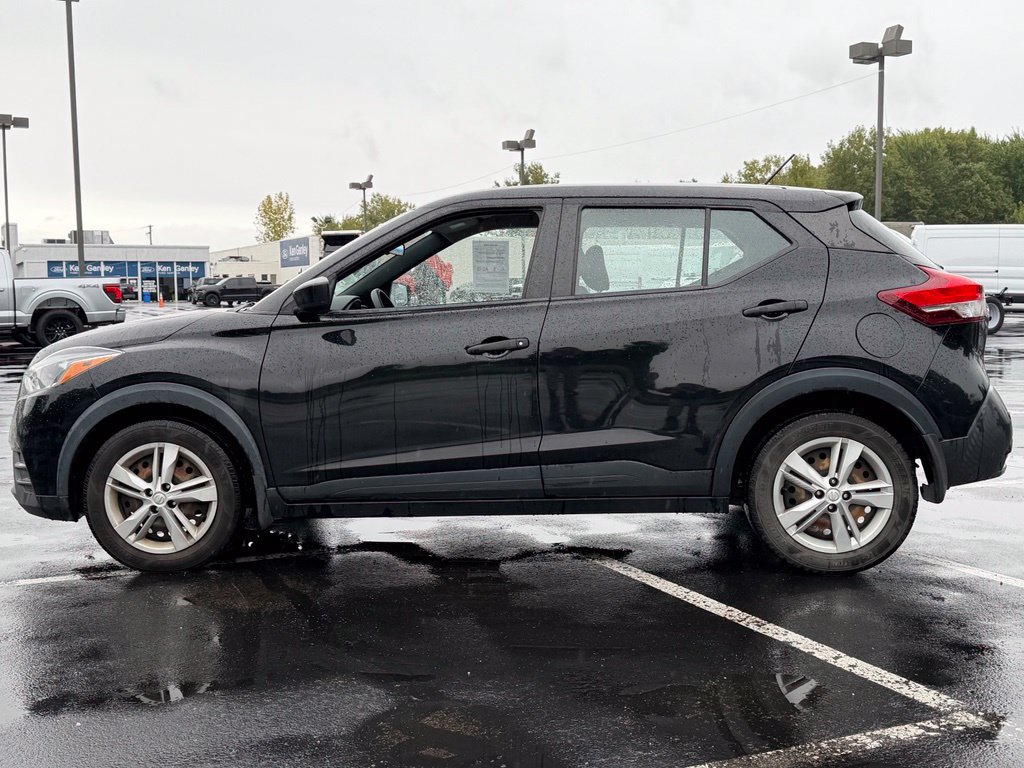 Used 2020 Nissan Kicks S FWD image 5