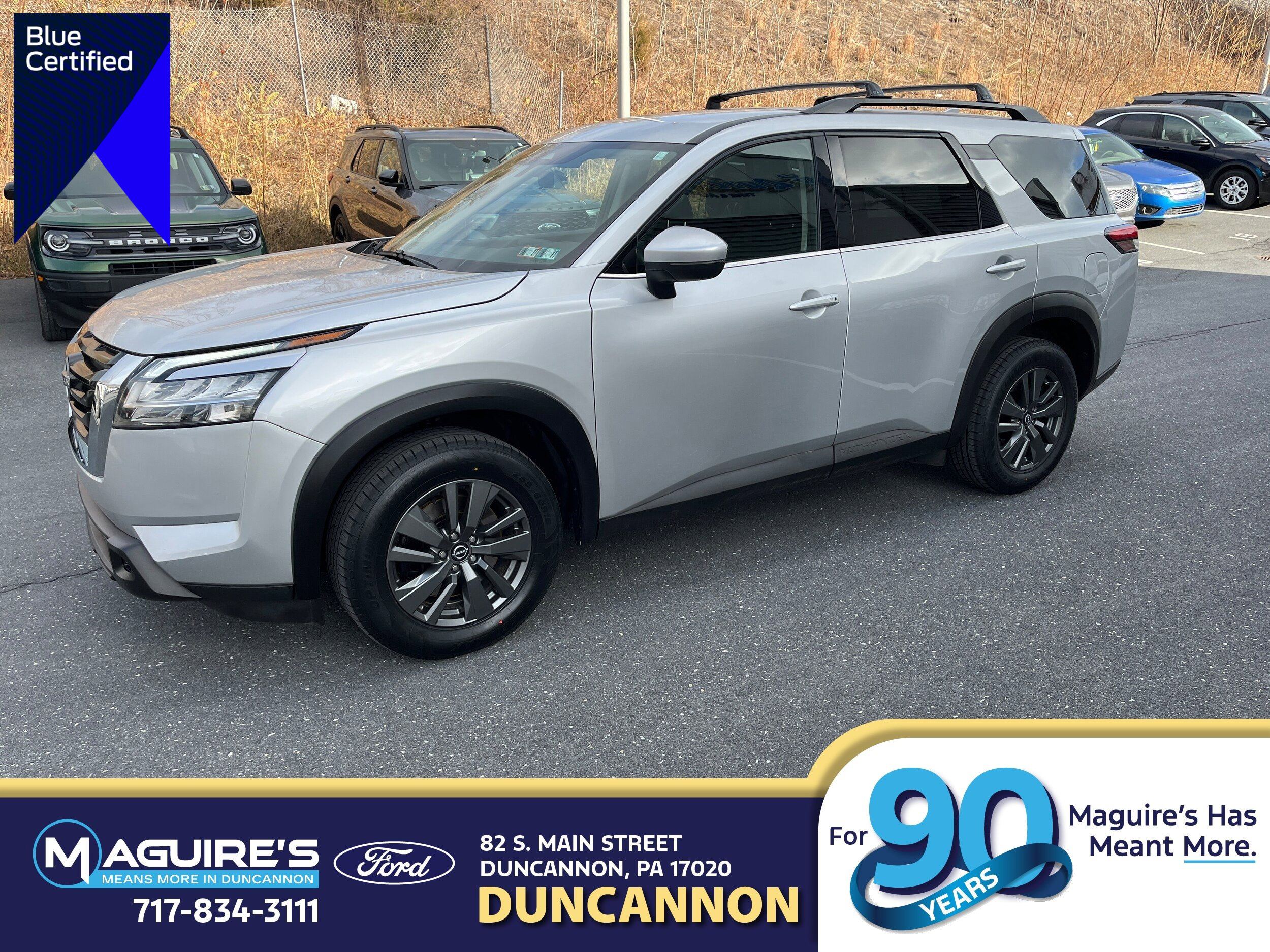 Used 2022 Nissan Pathfinder SV image 1