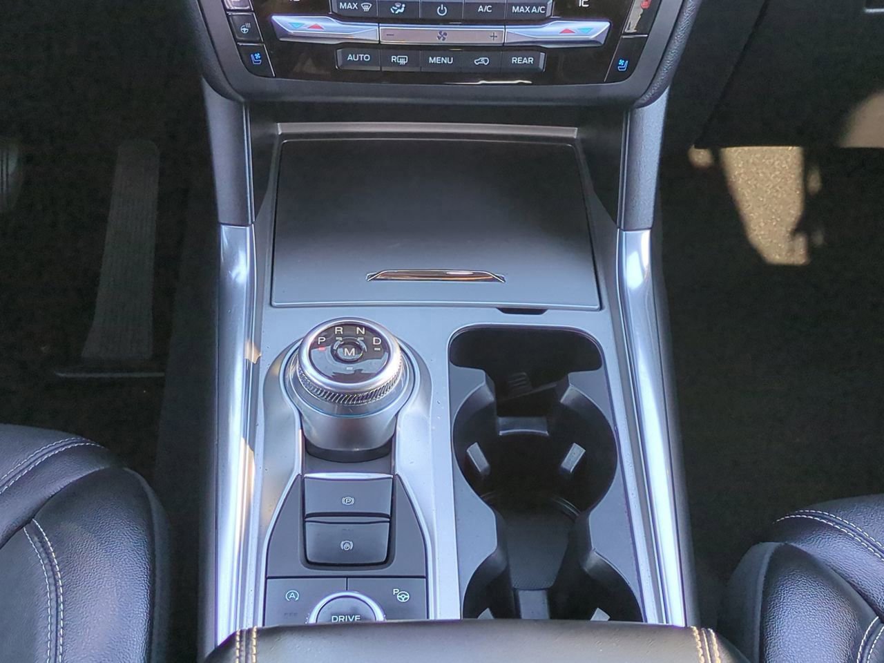 Certified 2020 Ford Explorer ST w/ ST Street Pack image 19