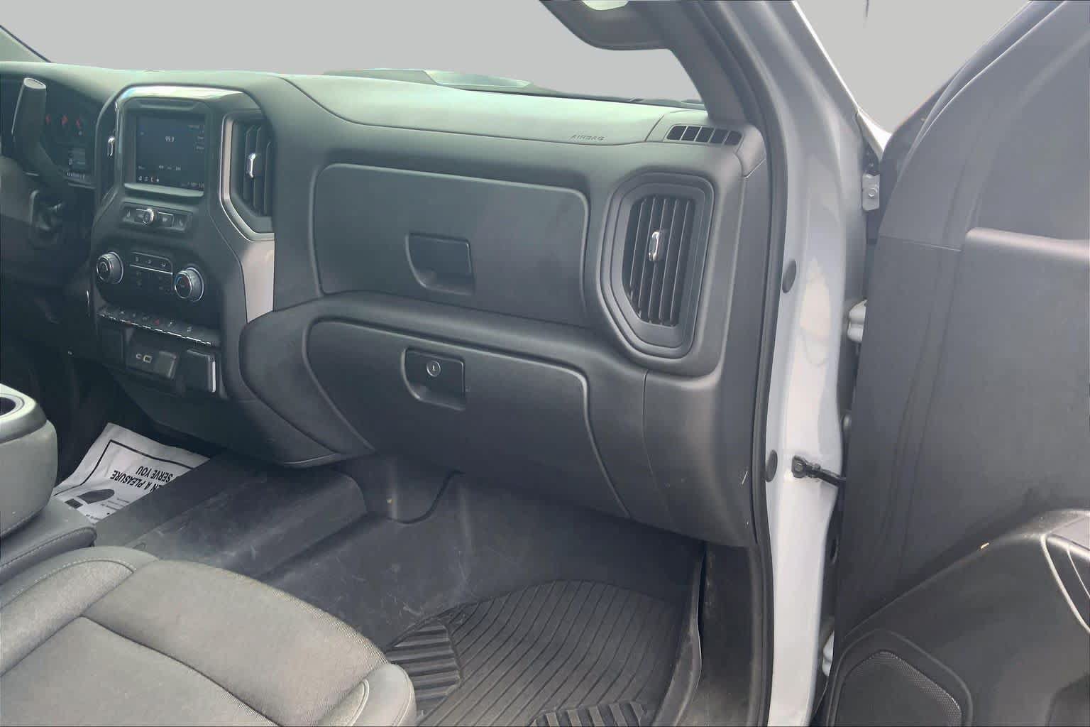 Used 2025 Chevrolet Silverado 1500 Custom Trail Boss AWD/4WD image 19