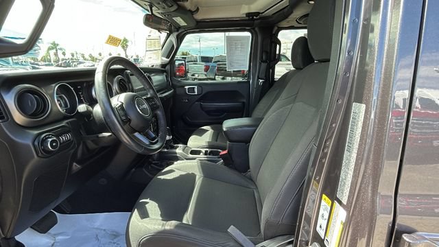Used 2019 Jeep Wrangler Unlimited Sport S AWD/4WD image 17