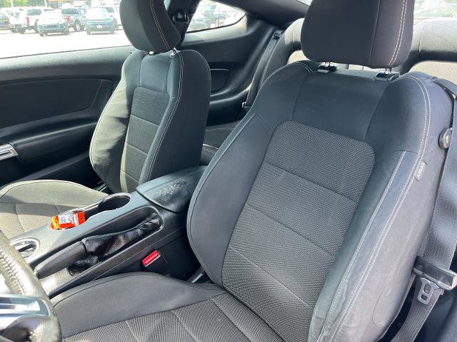Certified 2017 Ford Mustang Coupe RWD image 18