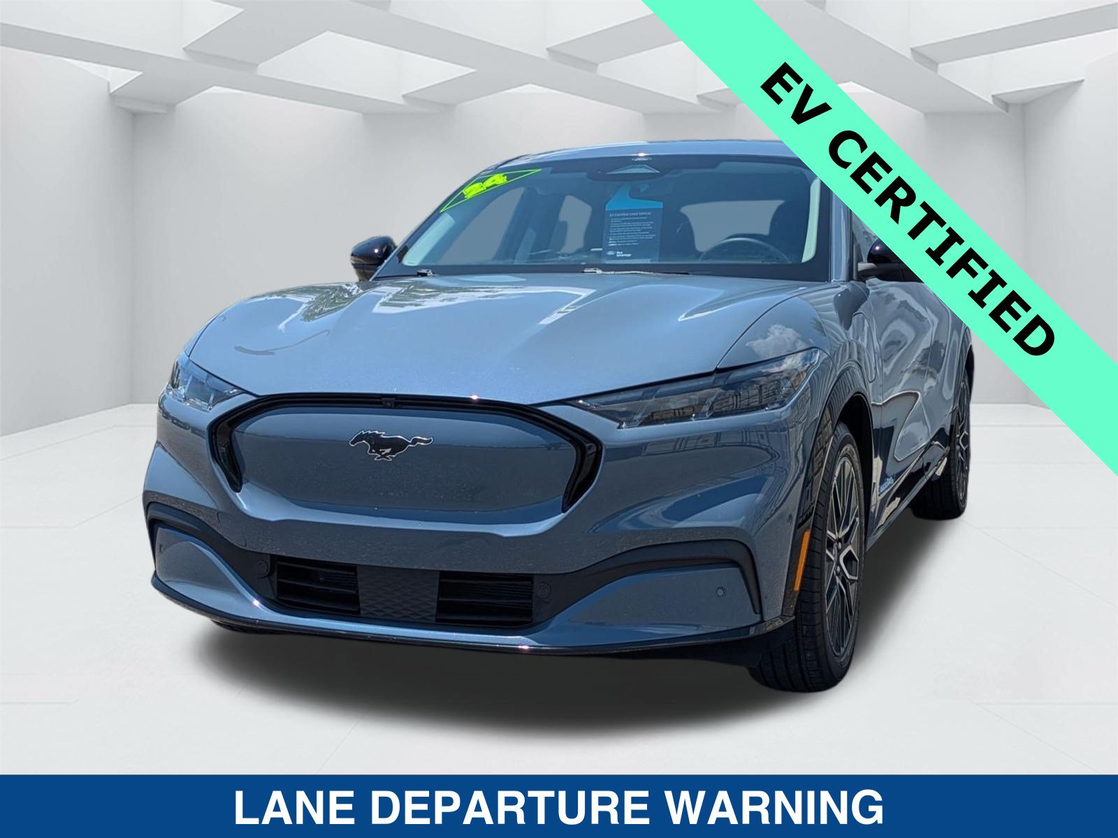 Certified 2024 Ford Mustang Mach-E Premium AWD/4WD image 8