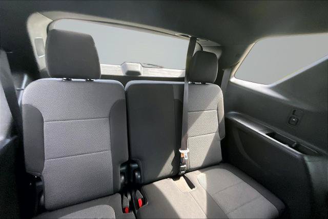 Used 2023 Chevrolet Traverse LT FWD image 28
