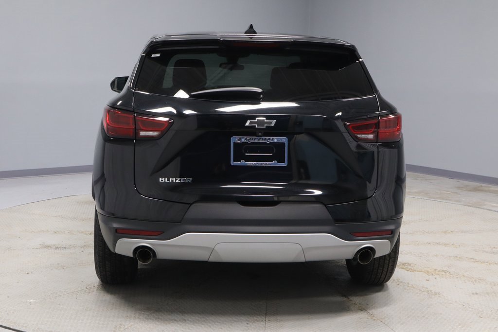 Used 2023 Chevrolet Blazer LT w/ Driver Confidence Package image 9