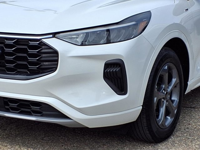 Certified 2024 Ford Escape ST-Line w/ Tech Pack #1 image 28