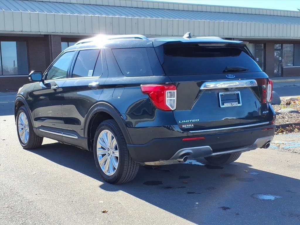 Certified 2023 Ford Explorer Limited w/ Equipment Group 301A image 3