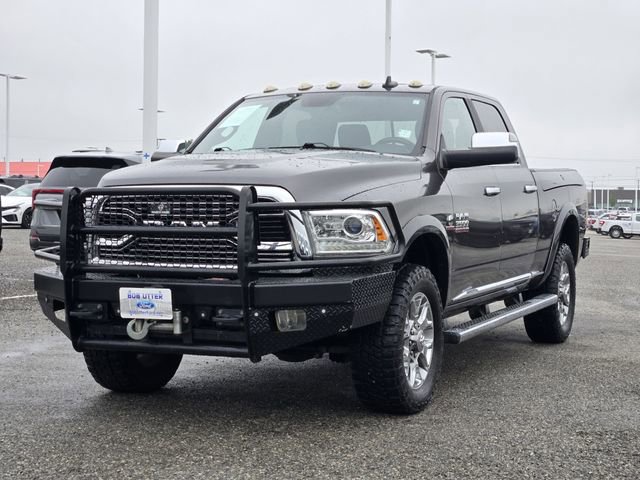 Used 2017 RAM 3500 Laramie Longhorn AWD/4WD image 3