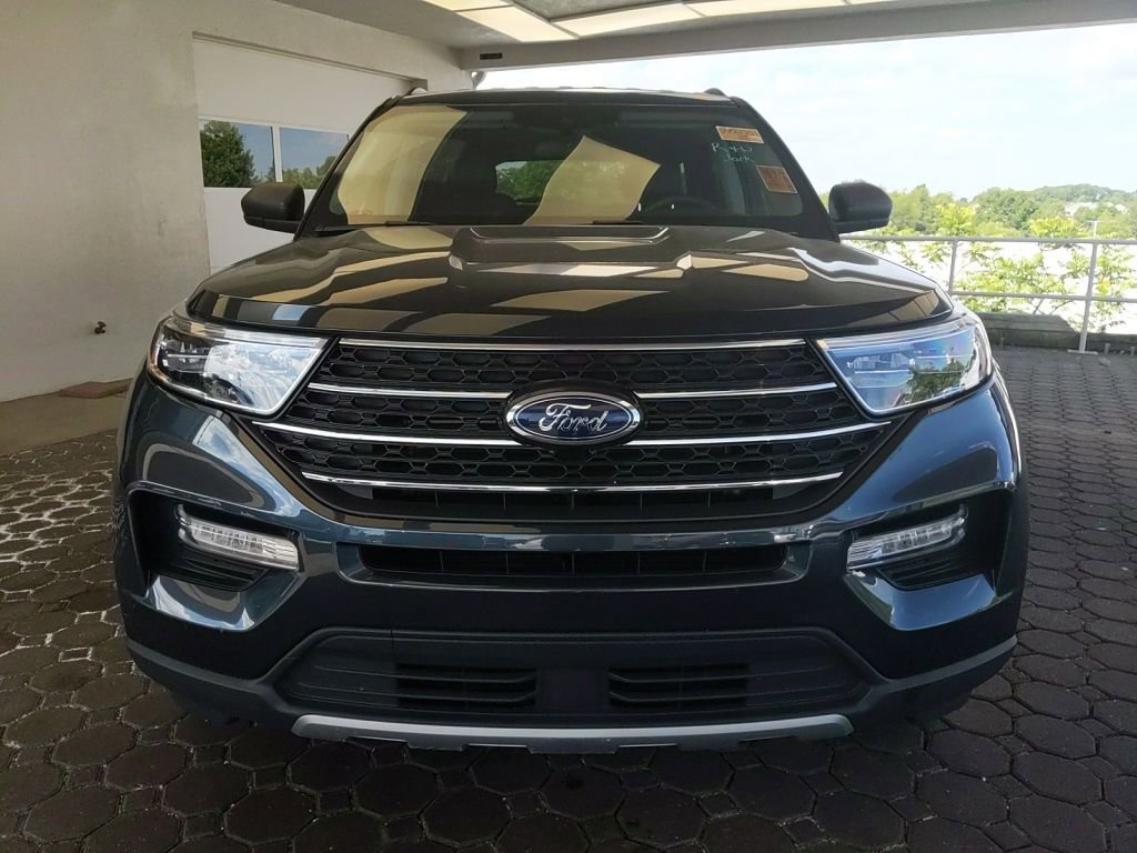 Certified 2024 Ford Explorer XLT w/ Equipment Group 202A AWD/4WD video 2