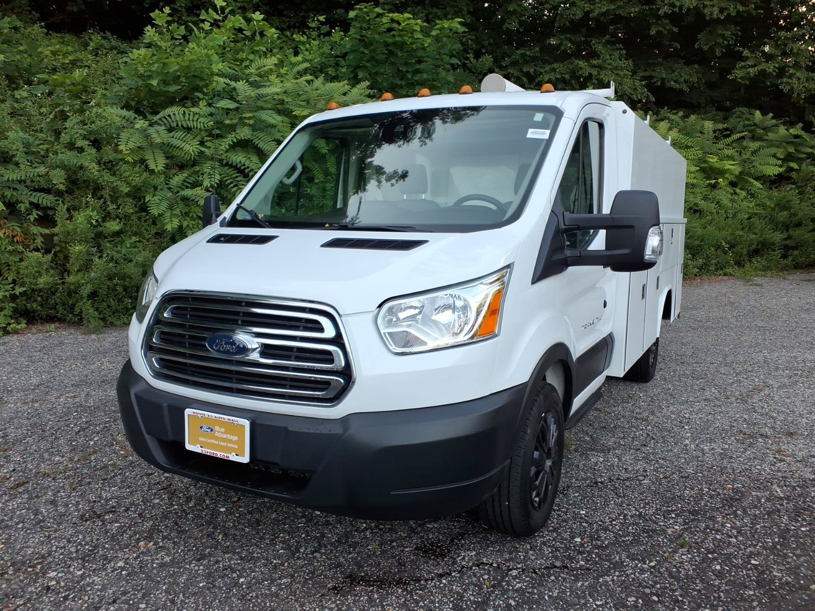 Certified 2019 Ford Transit 350 138 w/ Interior Upgrade Package RWD image 4