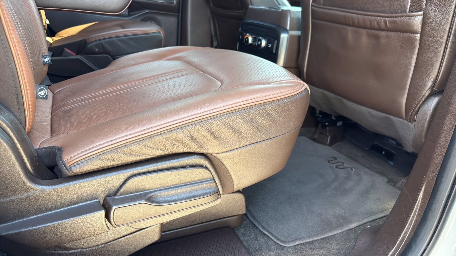 Certified 2024 Ford Expedition King Ranch AWD/4WD image 26