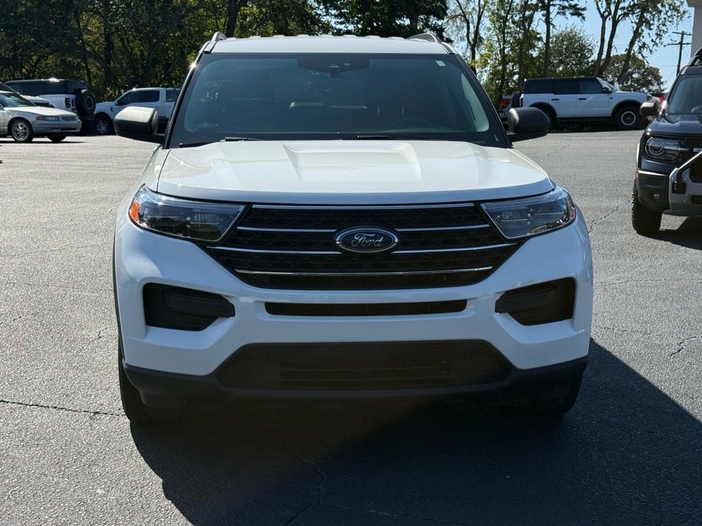 Certified 2022 Ford Explorer XLT w/ Class IV Trailer Tow Package image 9