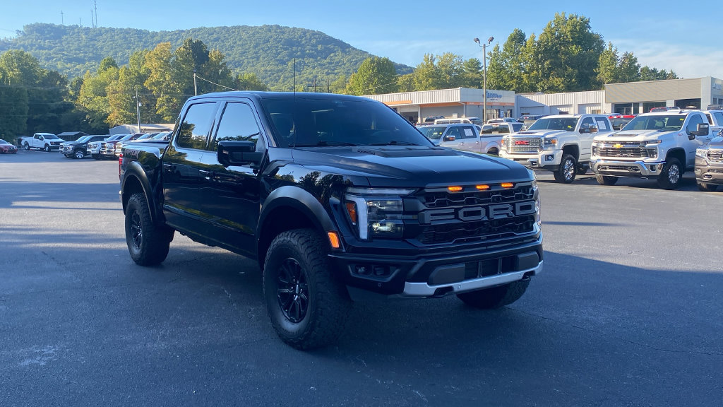 Certified 2025 Ford F150 Raptor AWD/4WD image 3