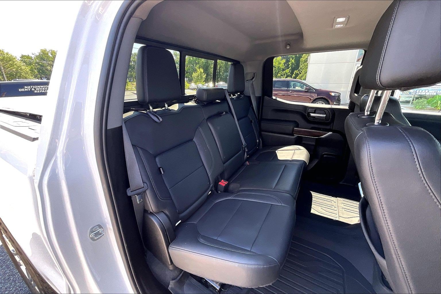 Used 2021 GMC Sierra 1500 SLT w/ SLT Premium Plus Package AWD/4WD image 26