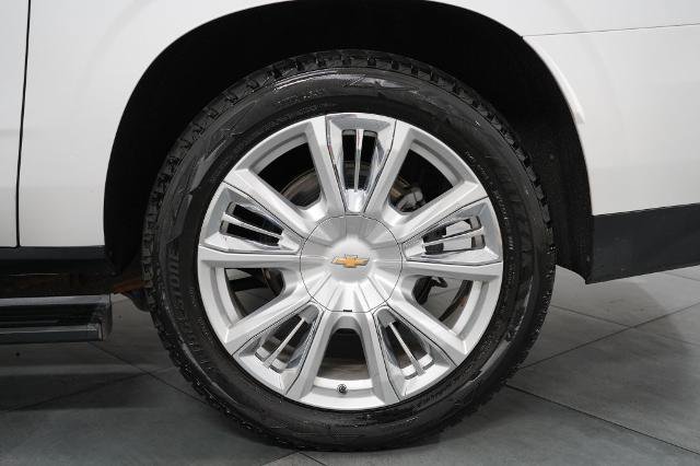 Used 2024 Chevrolet Suburban High Country AWD/4WD image 38